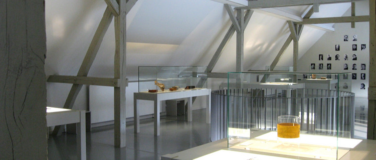Ausstellungsbereich im Obergeschoss der Gedenkstätte KZ Lichtenburg Prettin